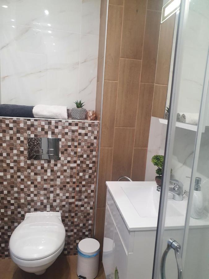 Diamond Luxury 2 *