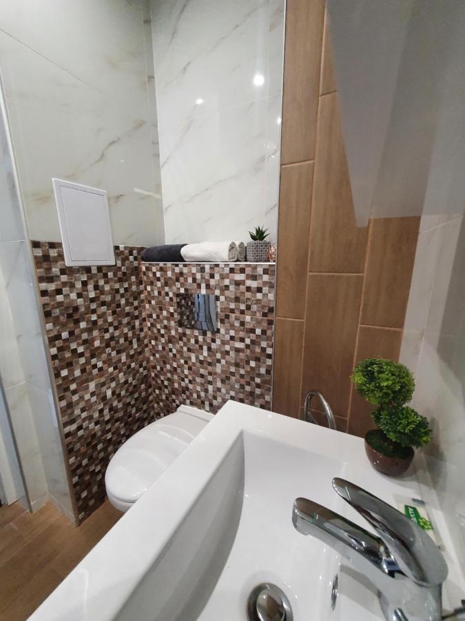Diamond Luxury 2 *